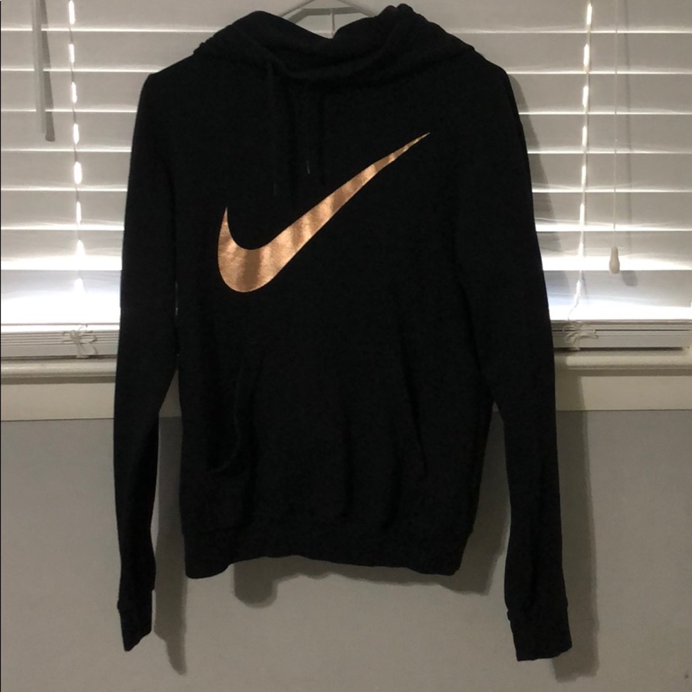 nike hoodie